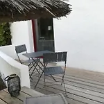 D Hotes Les Trois Chateaux Piscine Interieure Chauffee 3*
