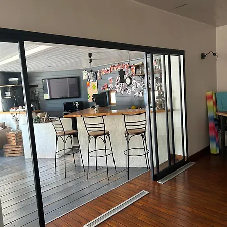 D Hotes Les Trois Chateaux Frühstückspension 3*