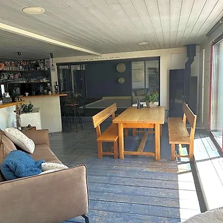 D Hotes Les Trois Chateaux Piscine Interieure Chauffee Nocleg ze śniadaniem