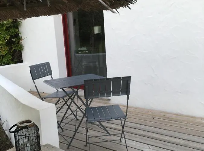 D Hotes Les Trois Chateaux 3*