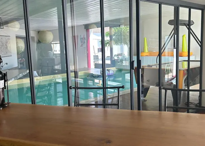 D Hotes Les Trois Chateaux Nocleg ze śniadaniem