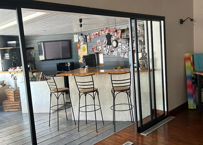 D Hotes Les Trois Chateaux Nocleg ze śniadaniem 3*